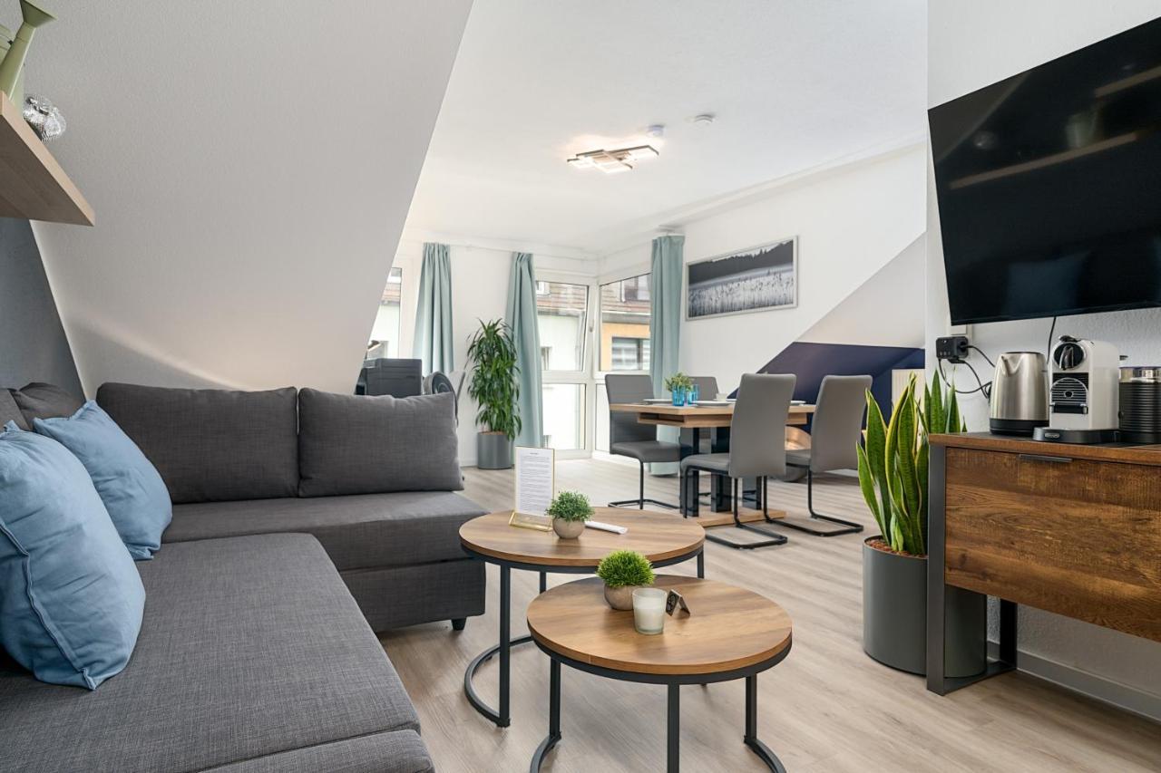 Federnest - Luxus-Studio - Kingsize Boxspringbett - Home-Office Mit Monitor Und Drucker - 11 Min Hbf 뒤스부르크 외부 사진