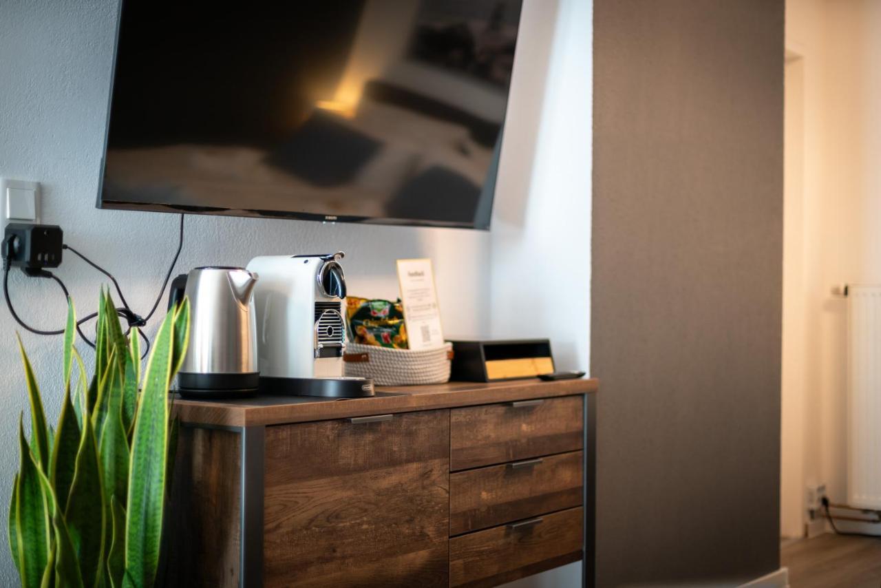 Federnest - Luxus-Studio - Kingsize Boxspringbett - Home-Office Mit Monitor Und Drucker - 11 Min Hbf 뒤스부르크 외부 사진