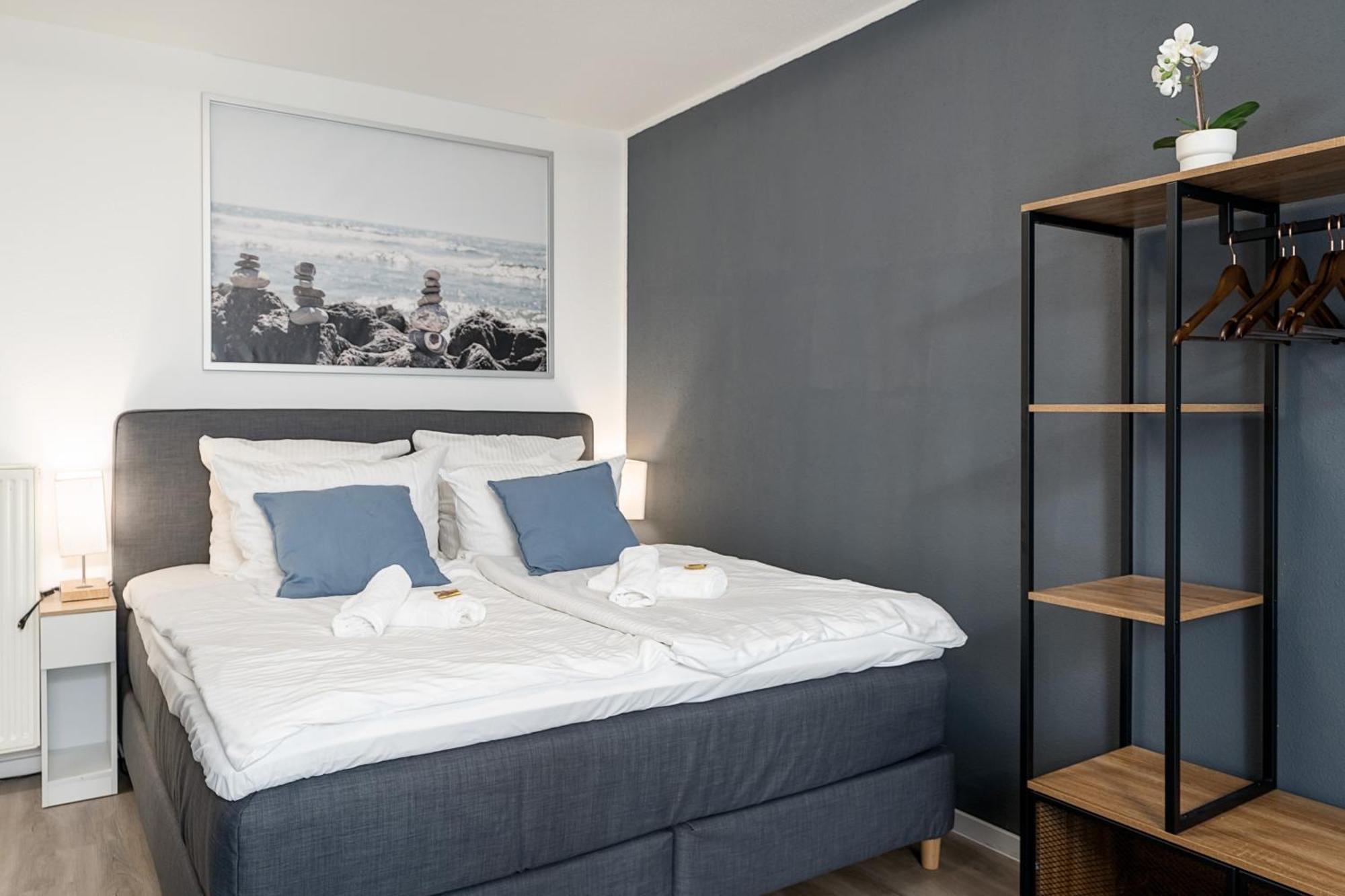 Federnest - Luxus-Studio - Kingsize Boxspringbett - Home-Office Mit Monitor Und Drucker - 11 Min Hbf 뒤스부르크 외부 사진
